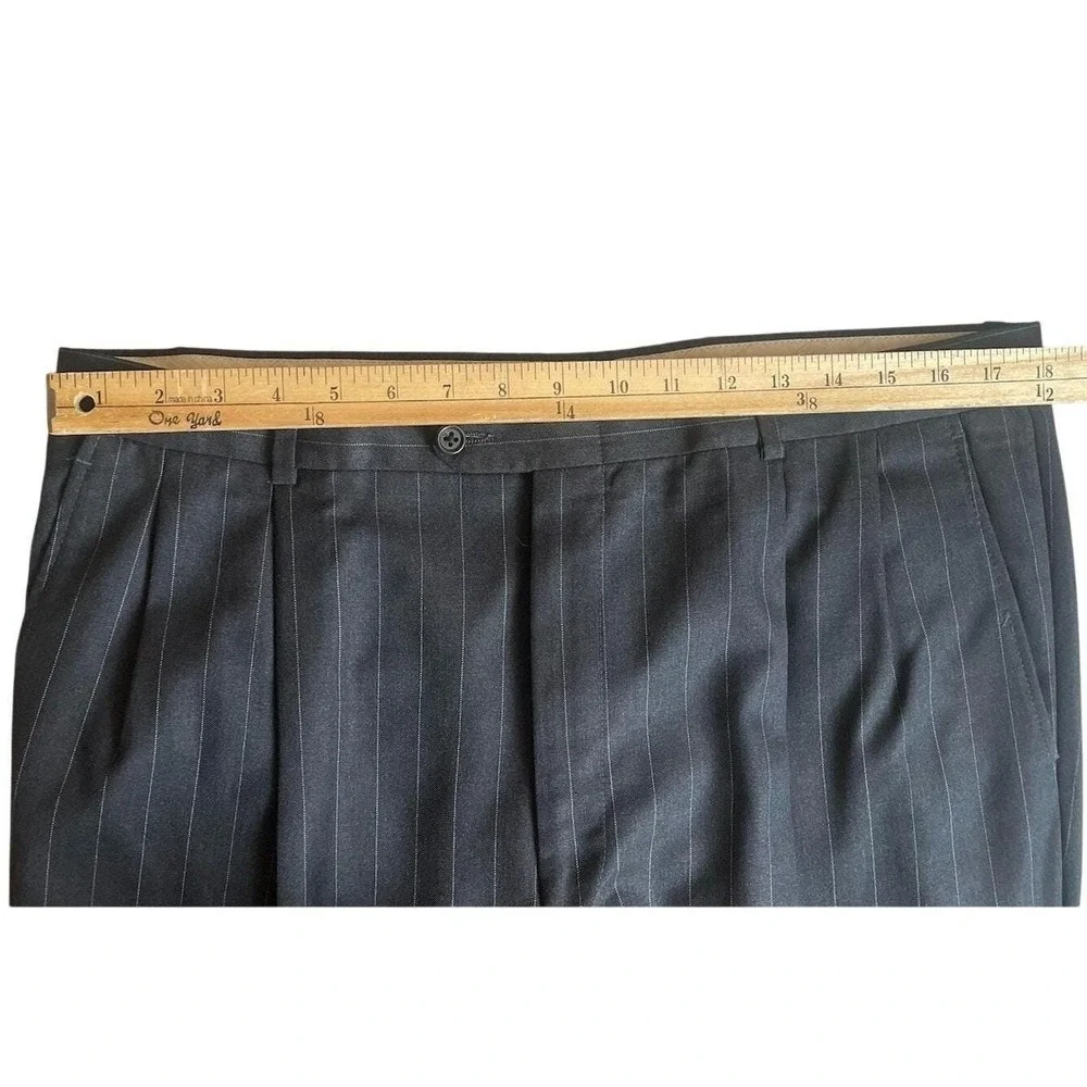 Vtg Hickey Freeman Loro Piana Wool Pinstripe Suit 42L‎ Charcoal Gray Made in USA